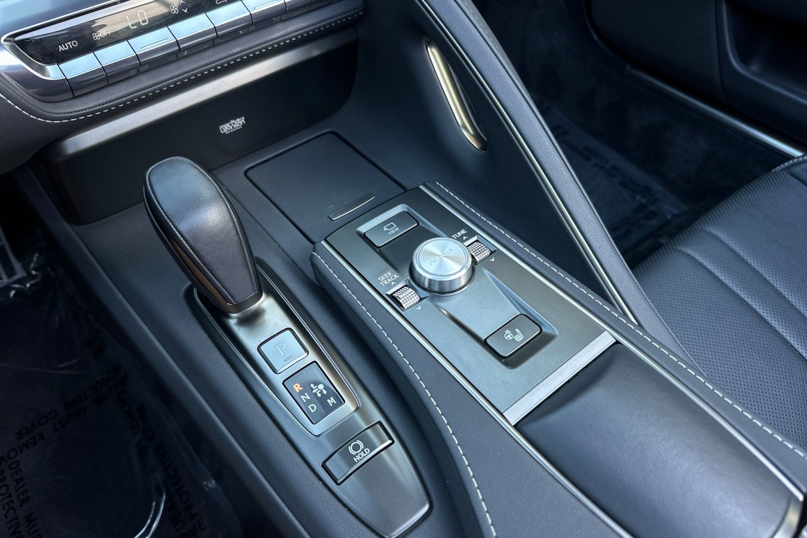2024 Lexus LC 500 photo 15