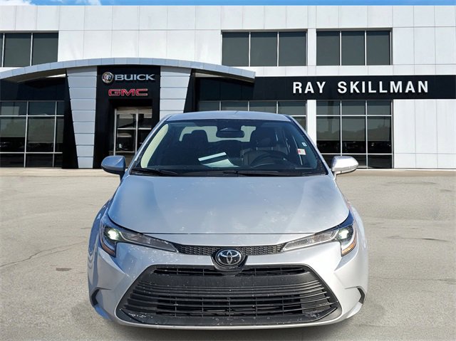 Used 2024 Toyota Corolla LE with VIN 5YFB4MDE8RP110615 for sale in Northfield, Minnesota