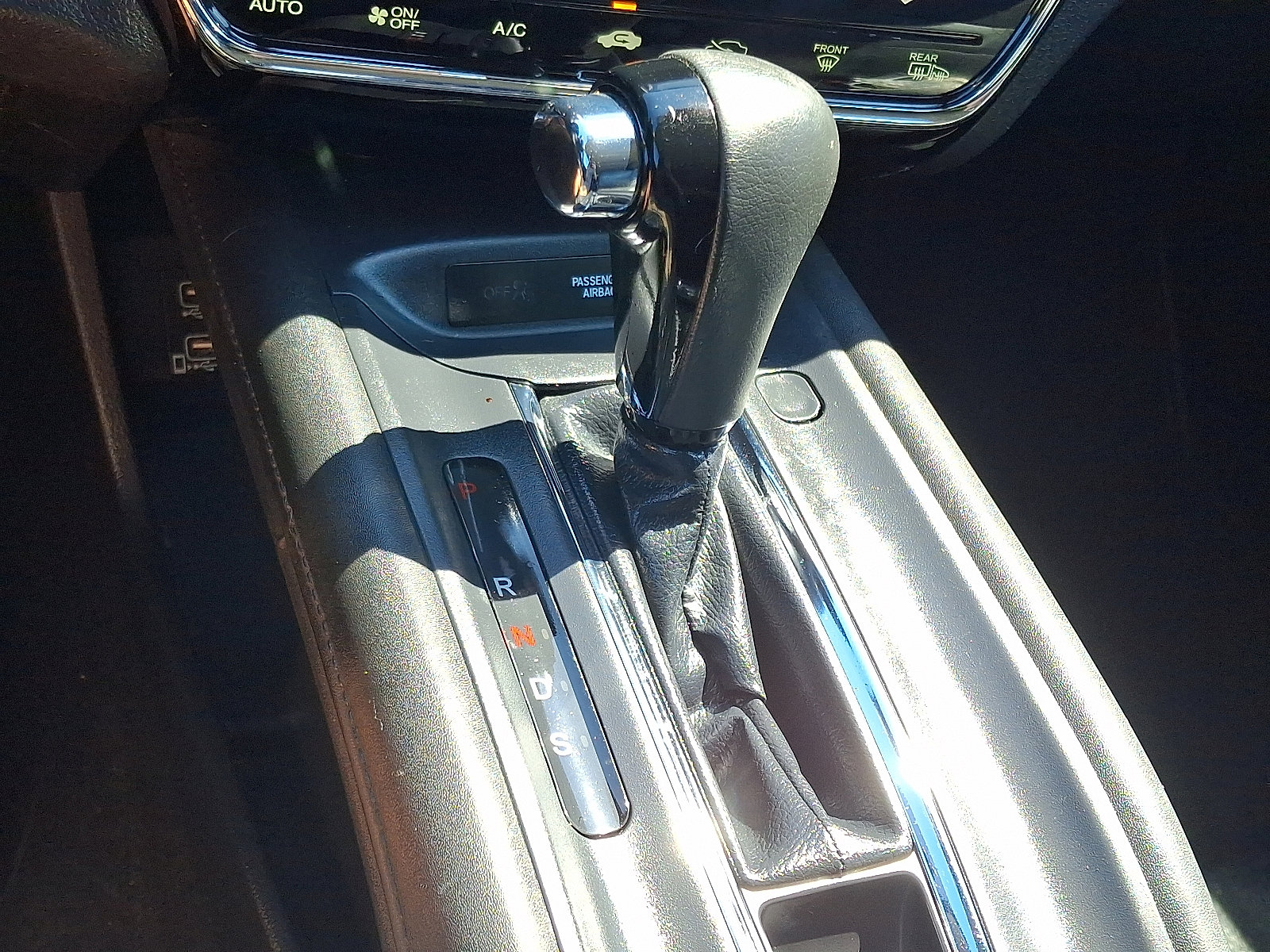 2022 Honda HR-V EX-L photo 14