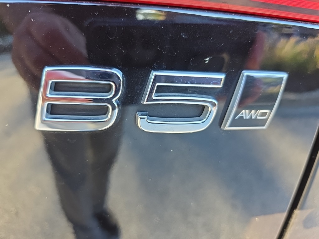 2023 Volvo XC60 B5 Plus photo 4