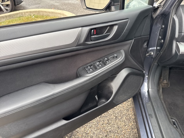 2015 Subaru Legacy 2.5i photo 10