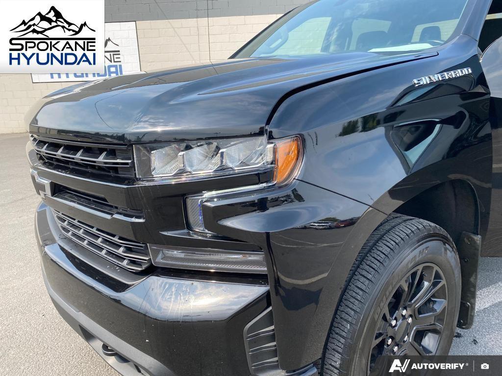2021 Chevrolet Silverado 1500 RST photo 10