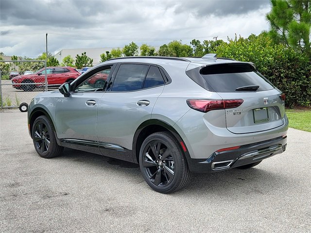2025 Buick Envision Sport Touring photo 3