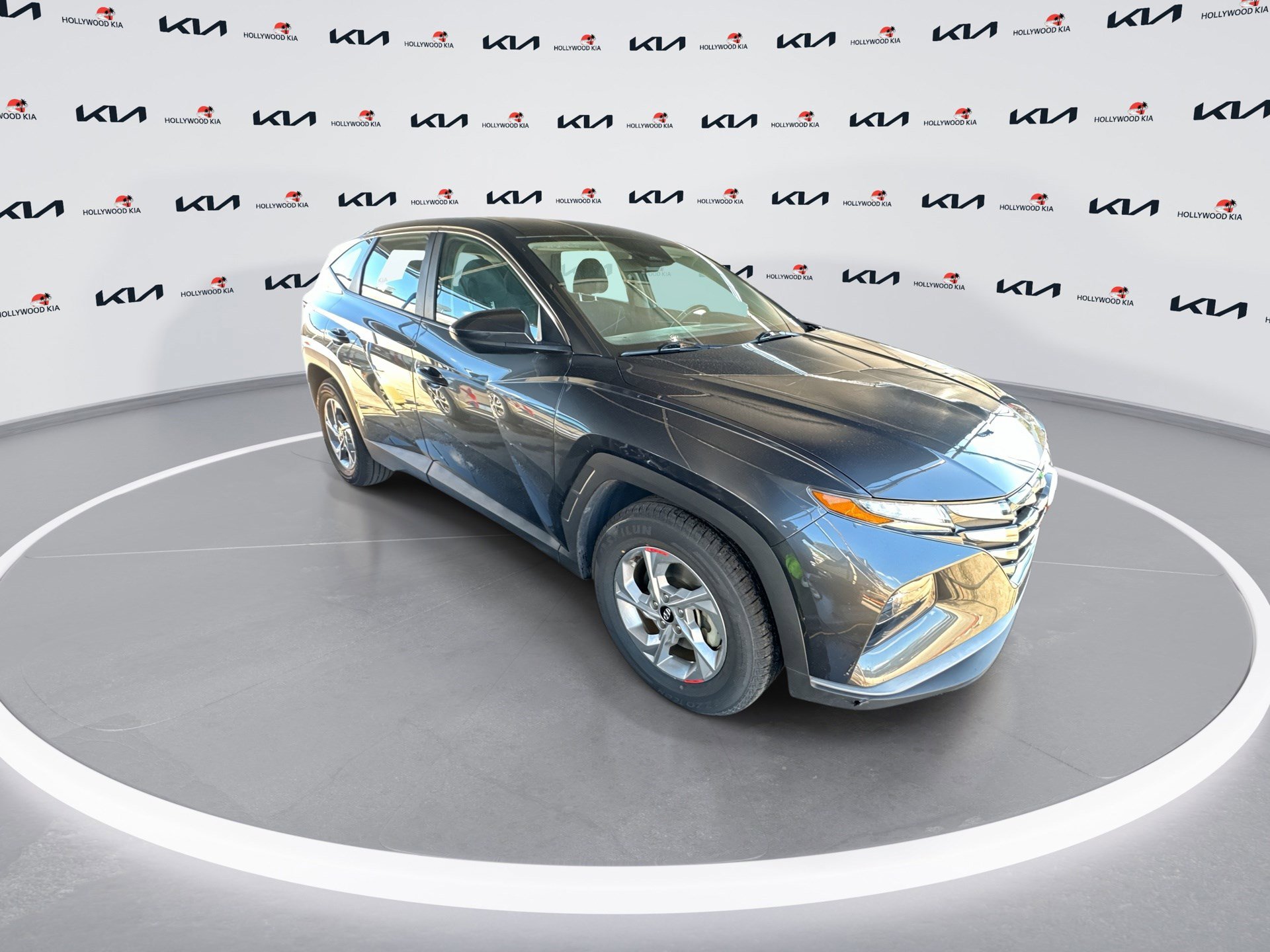 2023 Hyundai Tucson SE photo 2