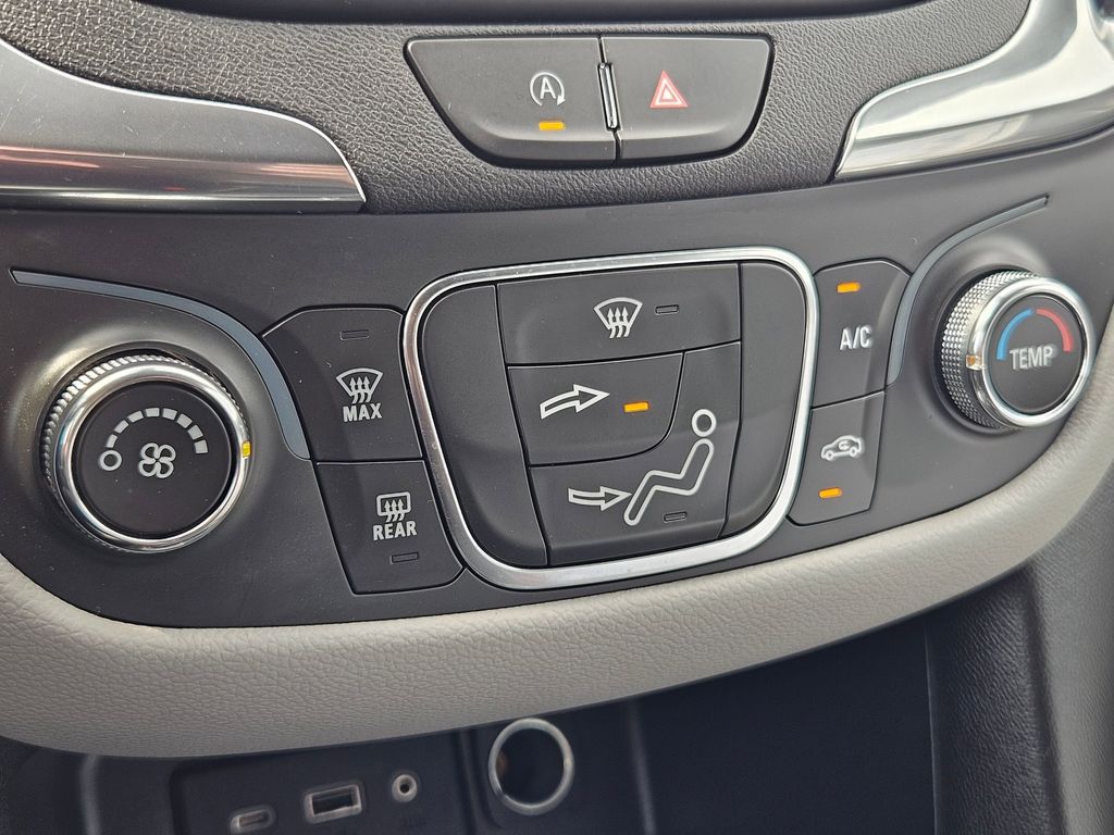 2023 Chevrolet Equinox LT photo 21