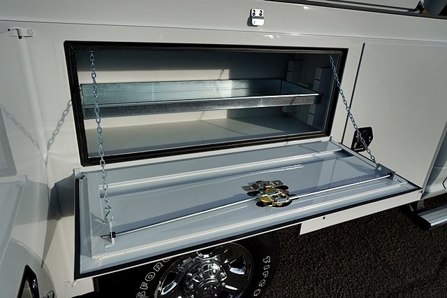 New 2024 Bright White Clear-Coat Exterior Paint RAM Tradesman image 13