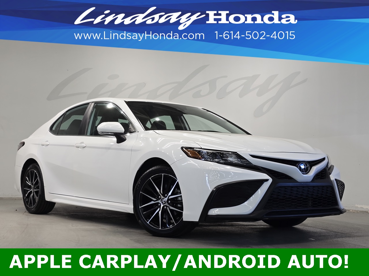 2024 Toyota Camry SE Nightshade's photo