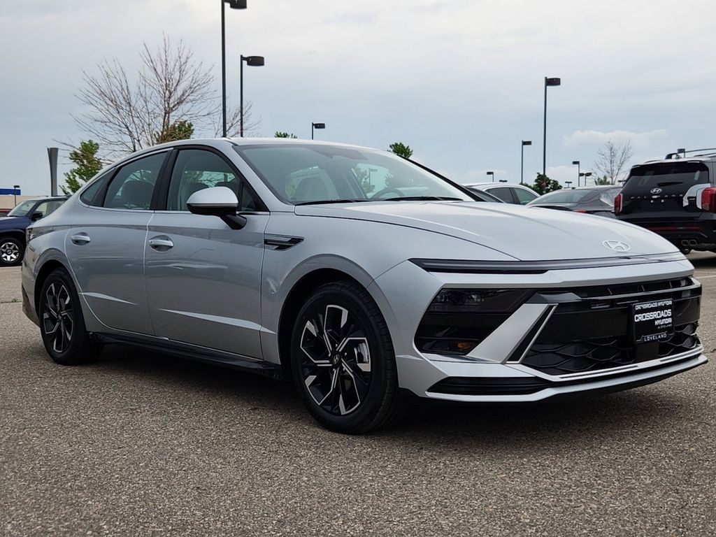 2024 Hyundai Sonata SEL photo 4