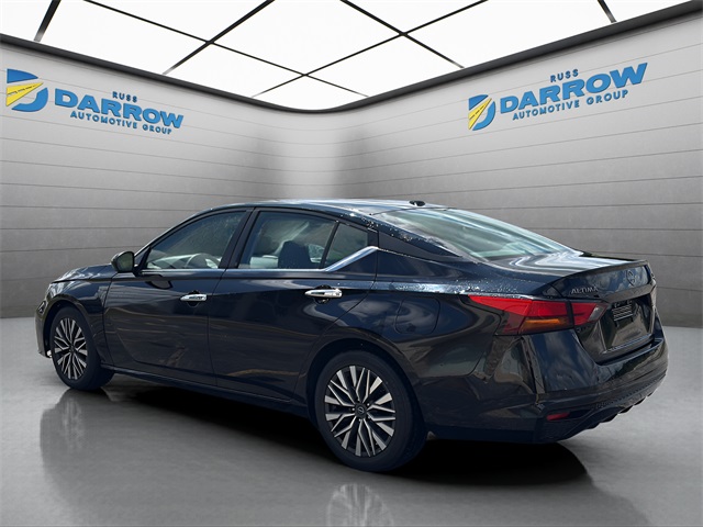 2023 Nissan Altima 2.5 SV photo 3