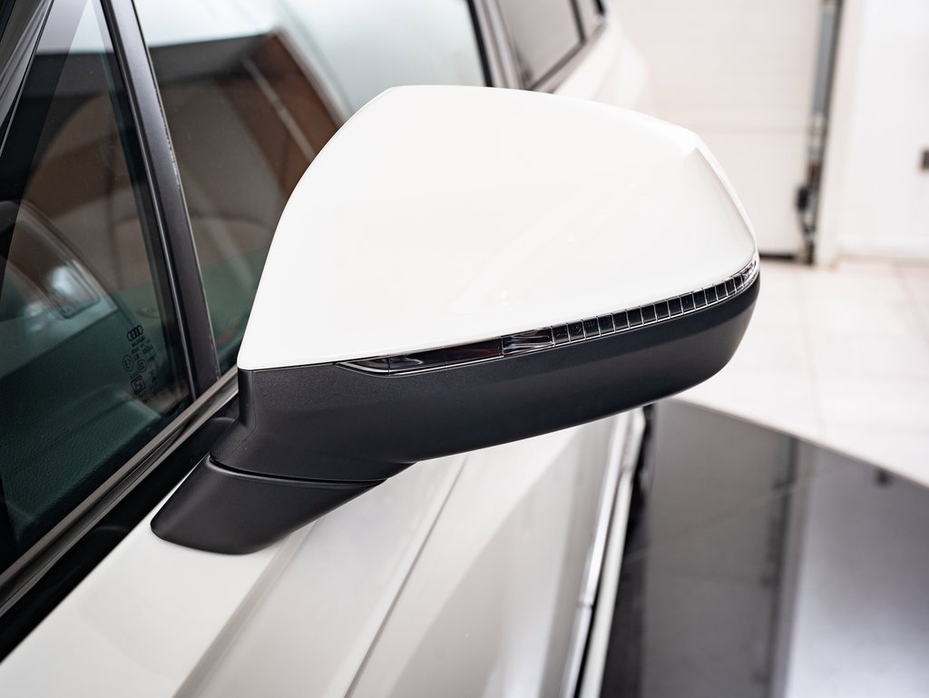 2025 Audi Q7 55 Premium Plus photo 15