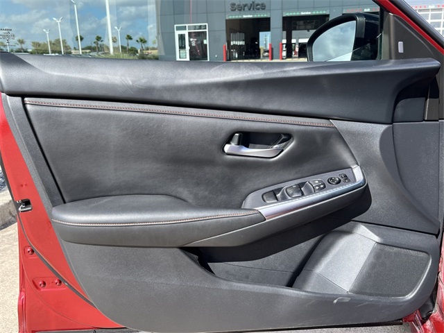 2024 Nissan Sentra SR photo 11