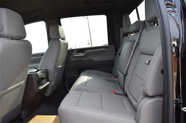 2025 Chevrolet Silverado 2500HD LT photo 16