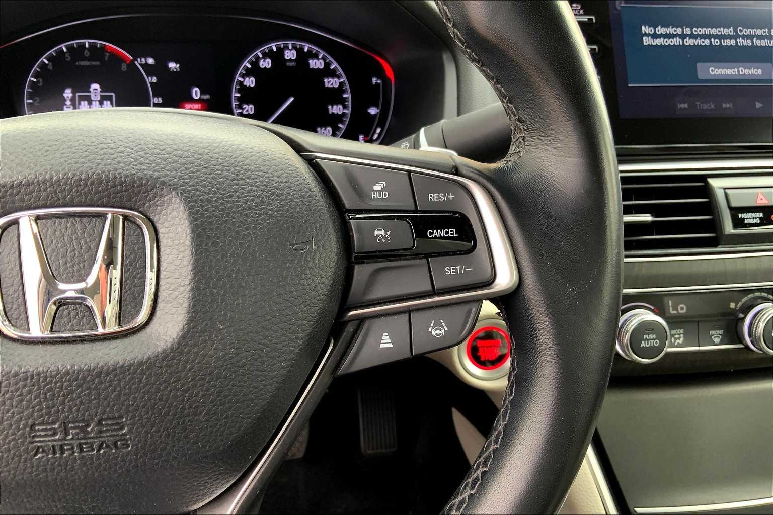 2022 Honda Accord Touring photo 23