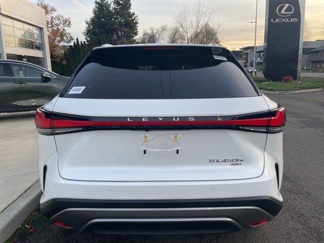 2025 Lexus RX 450h+ Luxury photo 4