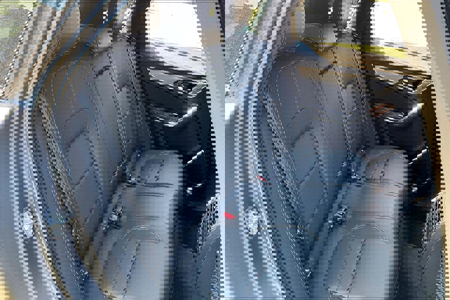 2026 Jaguar F-PACE P400 R-Dynamic S photo 7