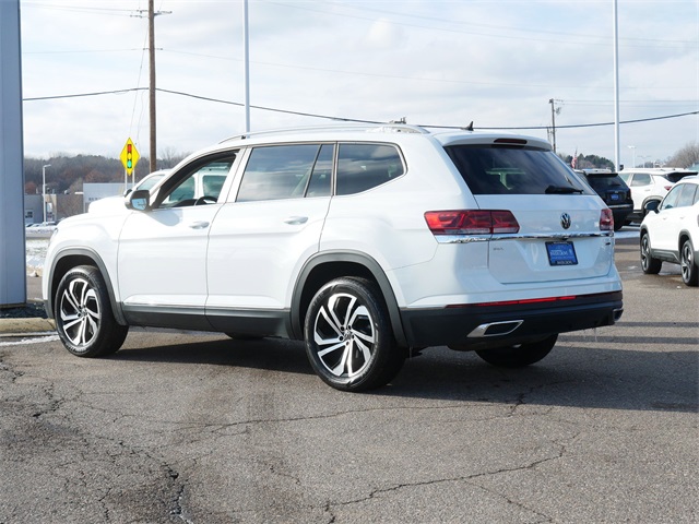 2022 Volkswagen Atlas SEL photo 4