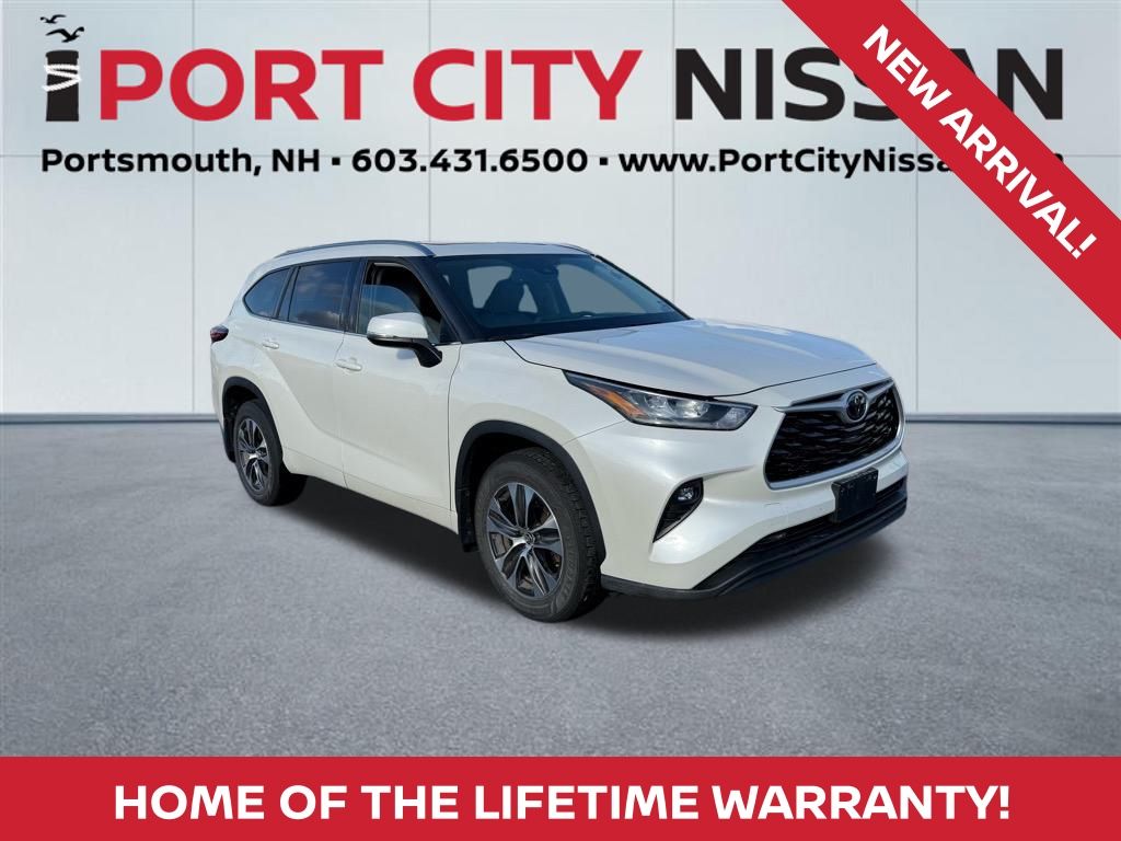 2020 Toyota Highlander XLE's photo