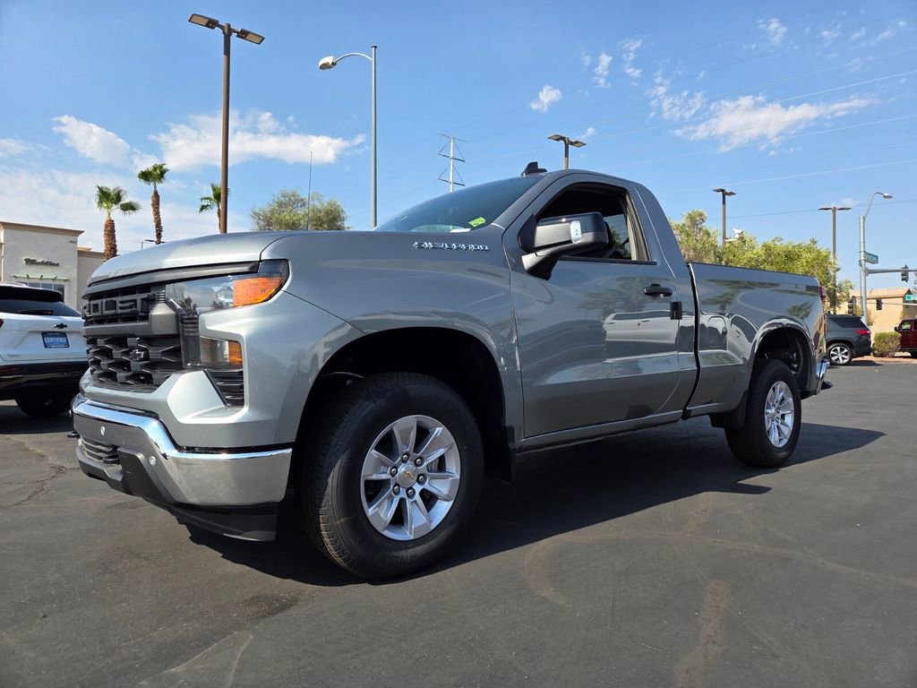 2025 Chevrolet Silverado 1500 photo 2