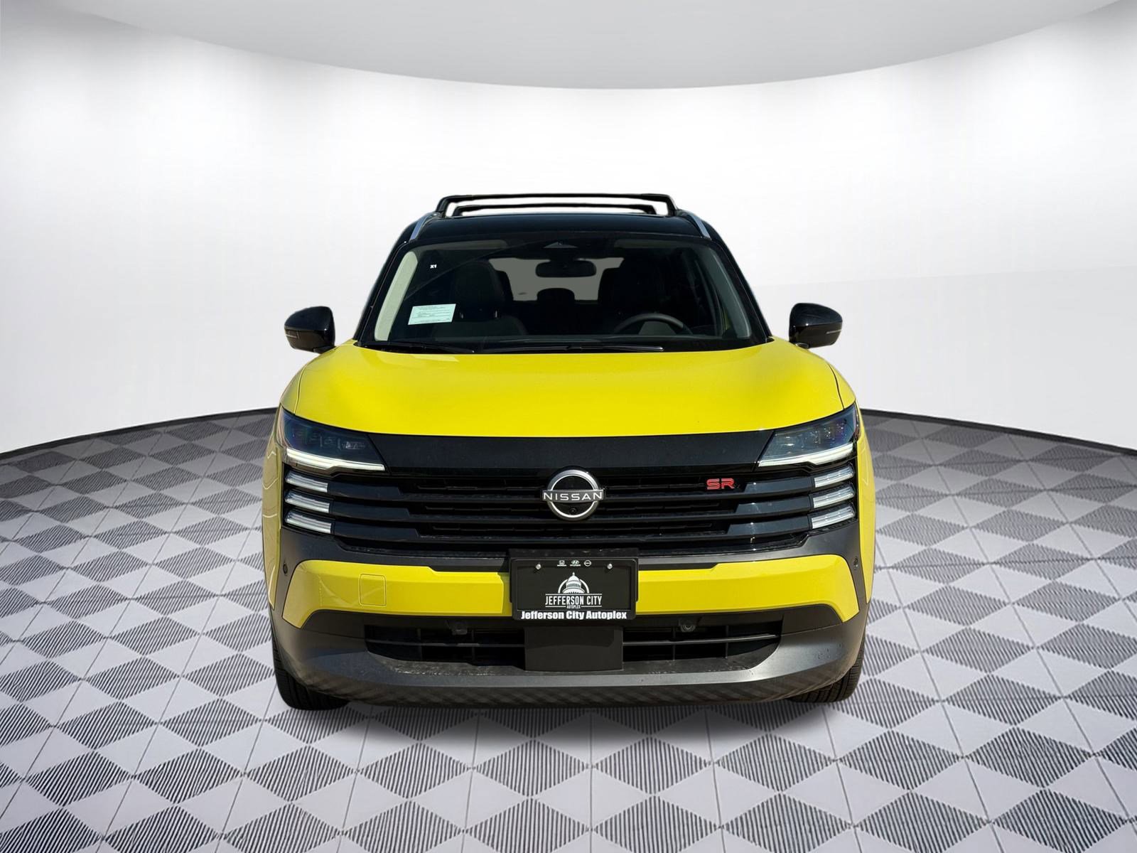2025 Nissan Kicks SR photo 4