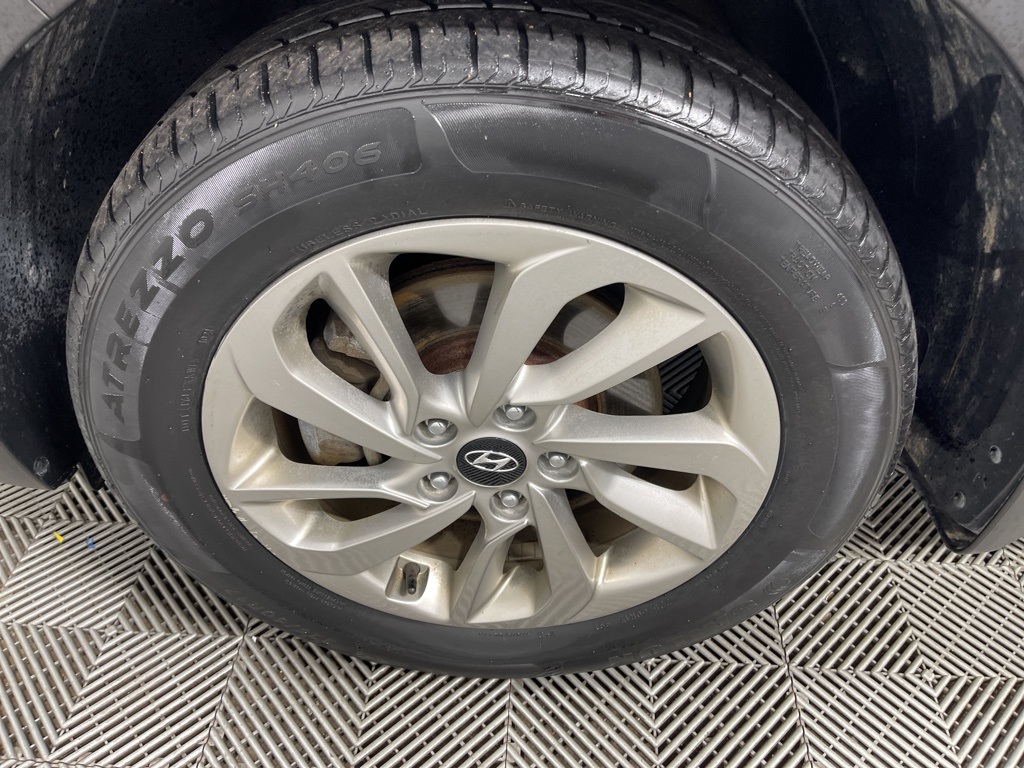 2017 Hyundai Tucson SE Plus photo 30