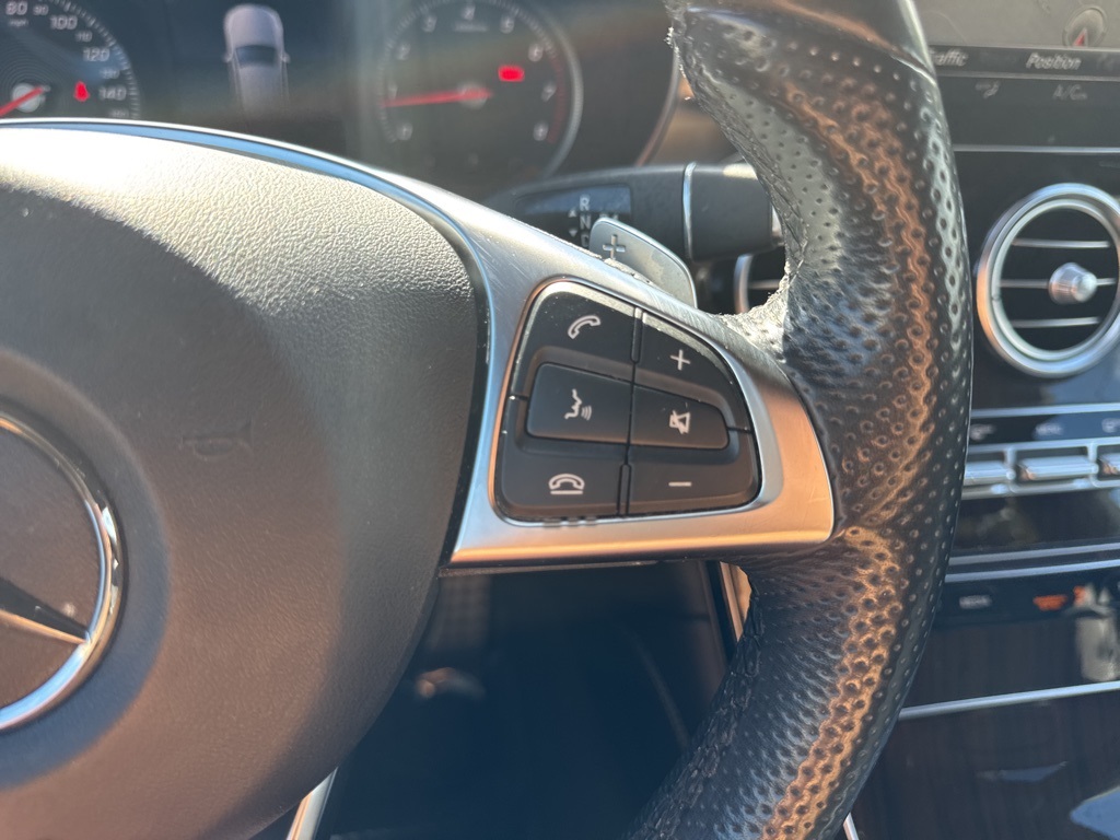 2018 Mercedes Benz GLC 300 4MATIC photo 30