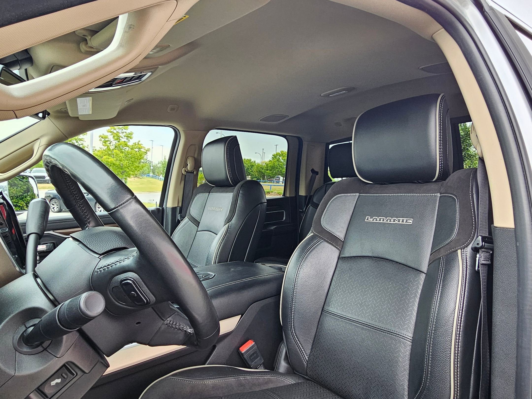 2022 Ram 2500 Laramie photo 21