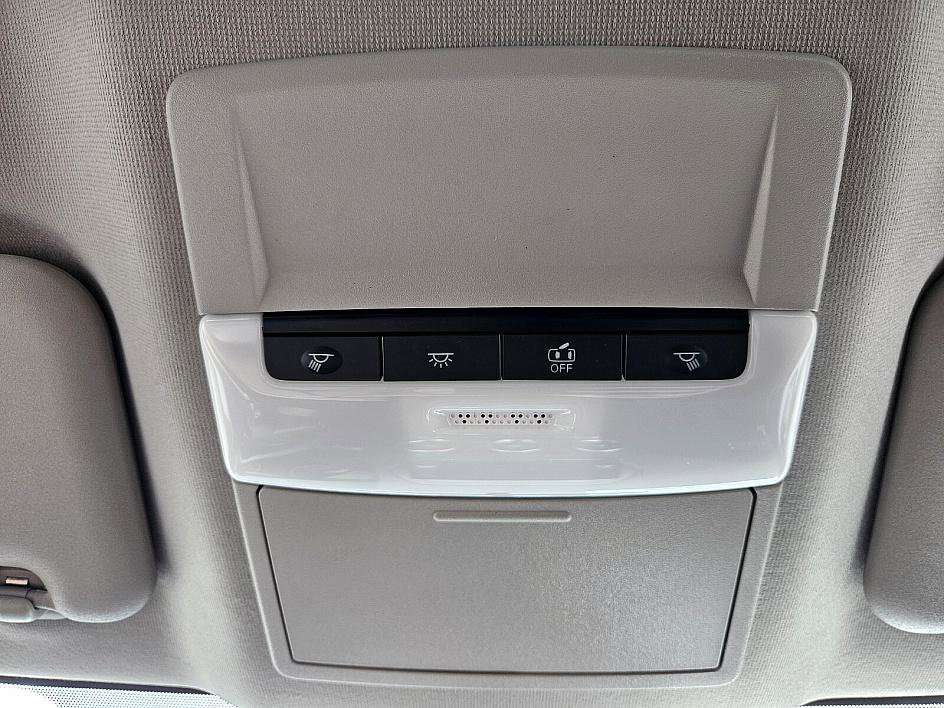 2025 Nissan Sentra S photo 19