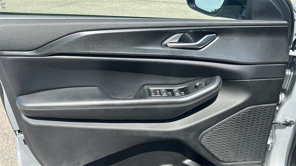 2023 Jeep Grand Cherokee Altitude photo 11