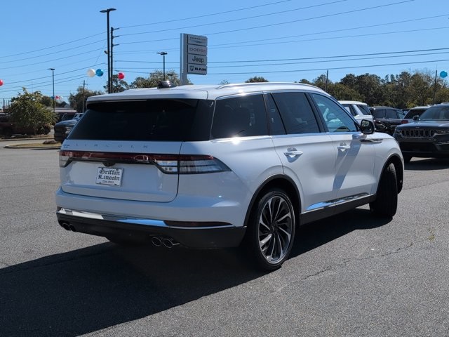 2026 Lincoln Aviator Reserve photo 3