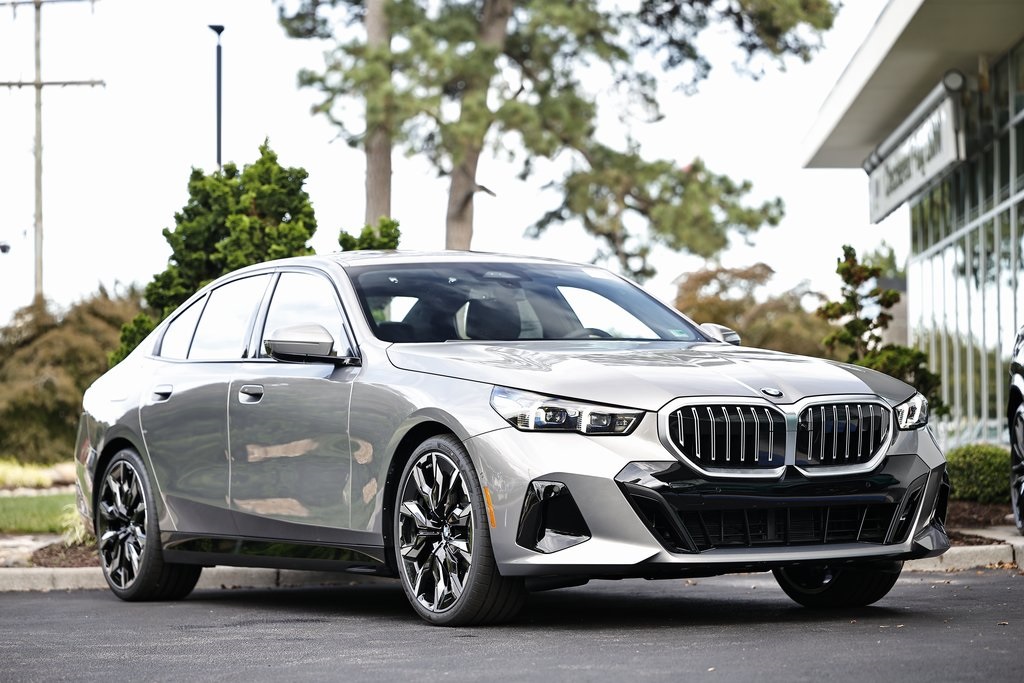 2026 BMW 5 Series 530i
