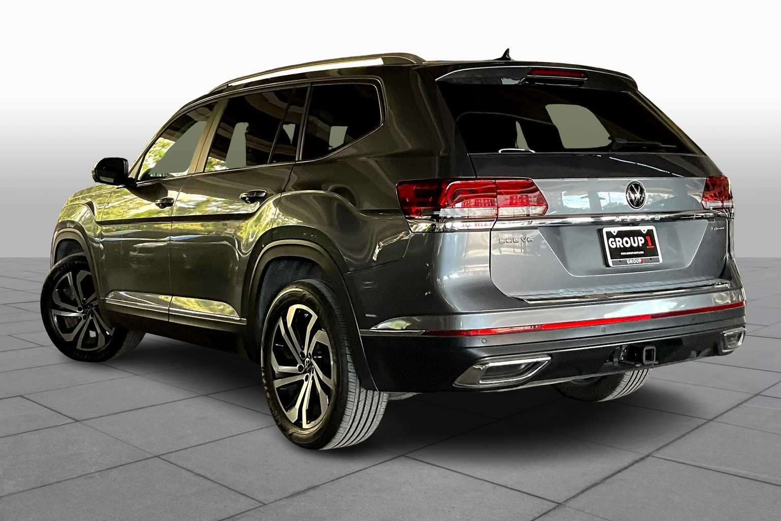 2023 Volkswagen Atlas V6 SEL photo 7