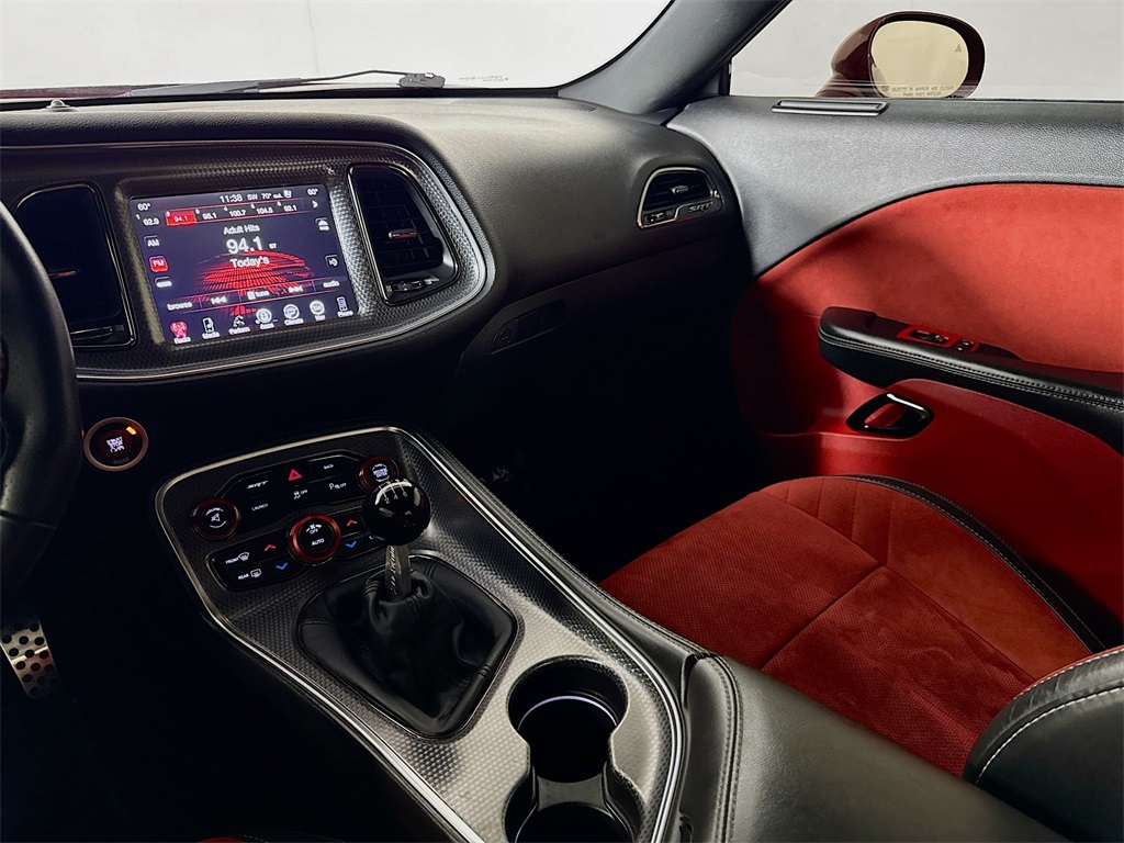 2015 Dodge Challenger SRT8 Hellcat photo 9