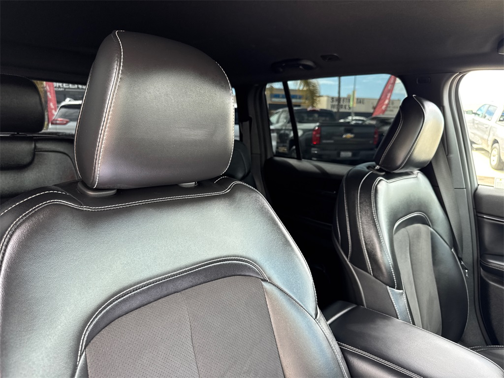 2023 Jeep Grand Cherokee Altitude photo 11