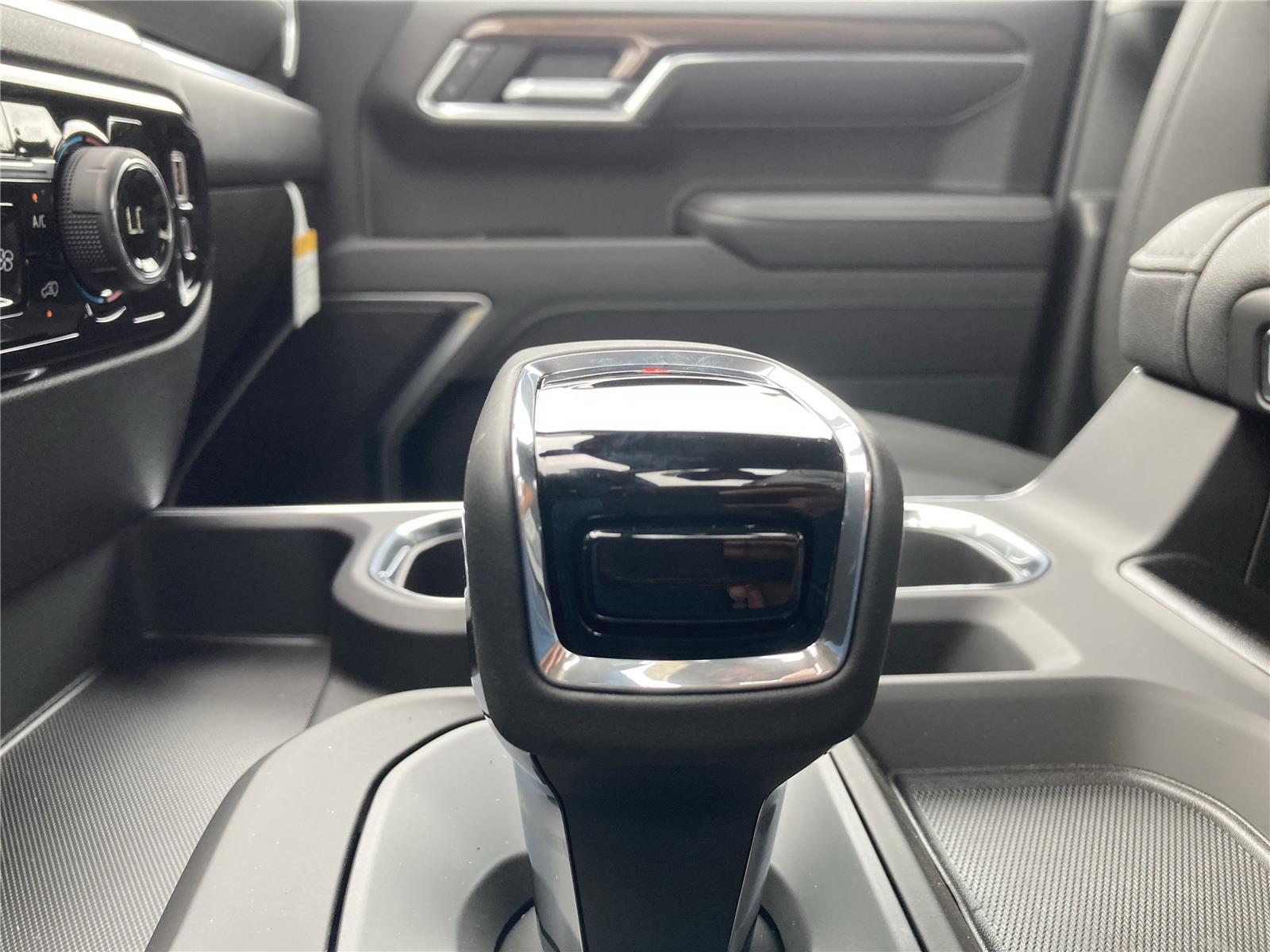 2026 Chevrolet Silverado 1500 LT photo 19