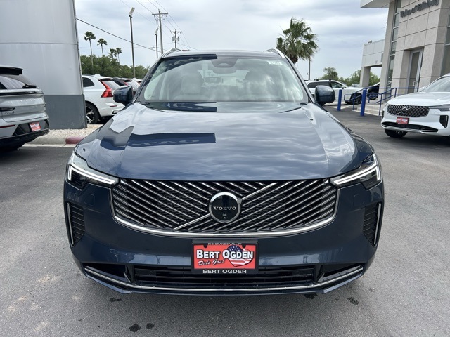 2025 Volvo XC90 T8 AWD photo 2