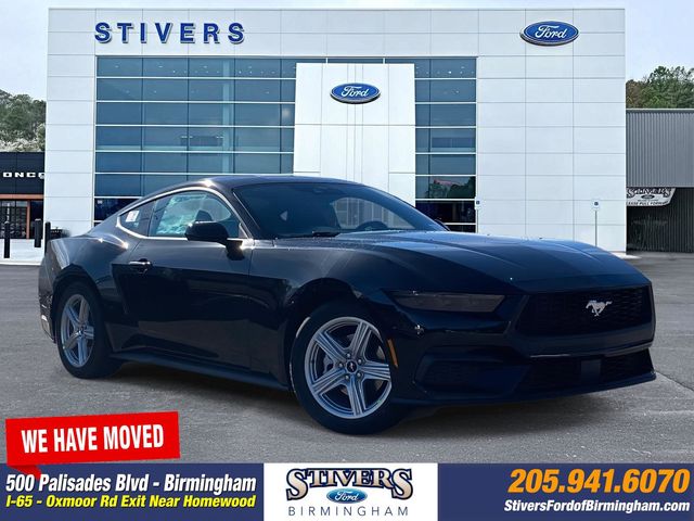 2026 Ford Mustang EcoBoost's photo