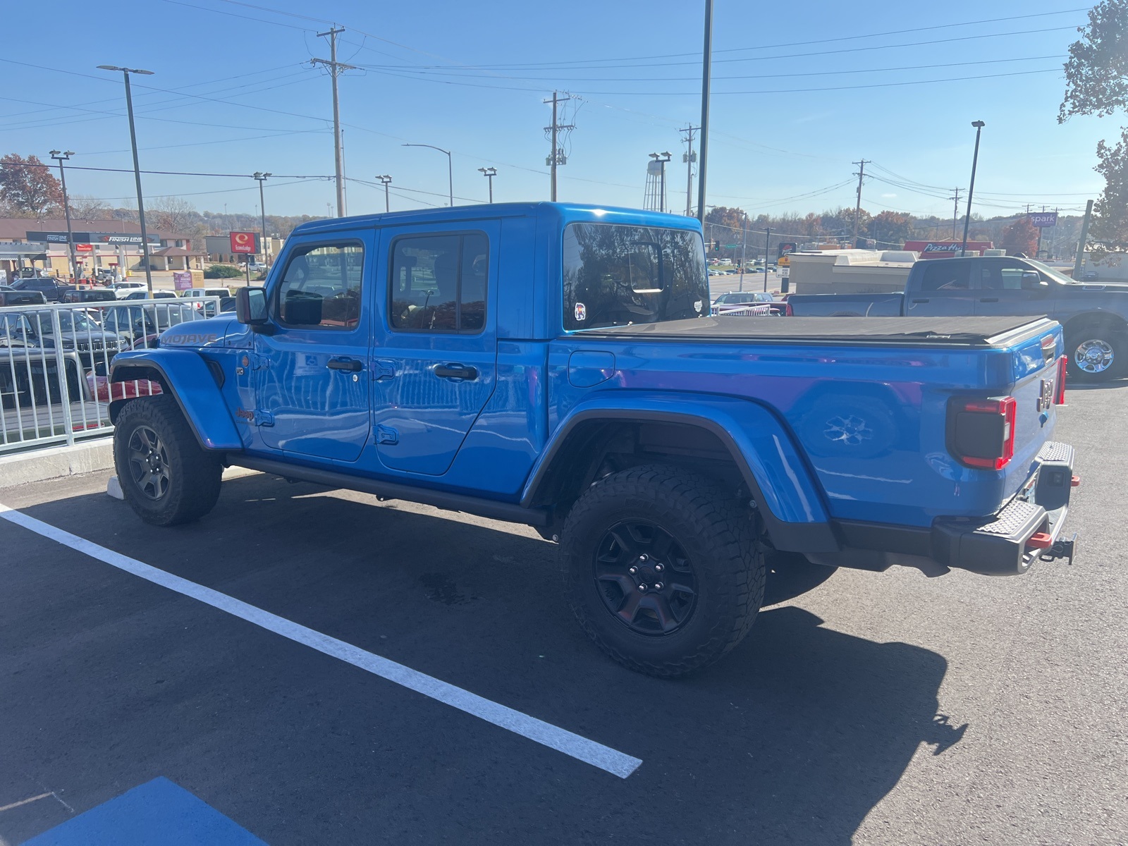 2021 Jeep Gladiator Mojave photo 4