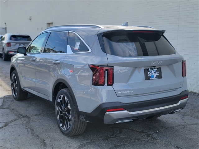 2026 Kia Sorento EX photo 4
