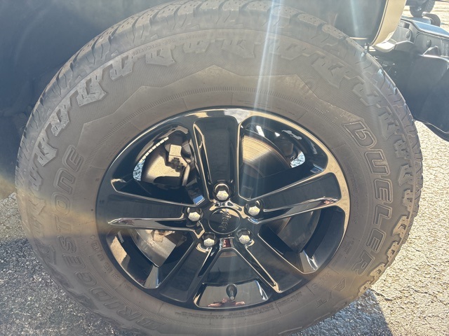 2022 Jeep Wrangler Unlimited Sahara Altitude photo 26