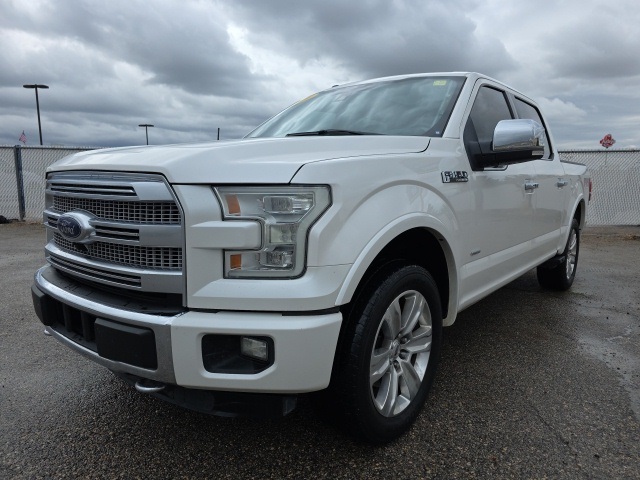 2016 Ford F-150 Platinum photo 8
