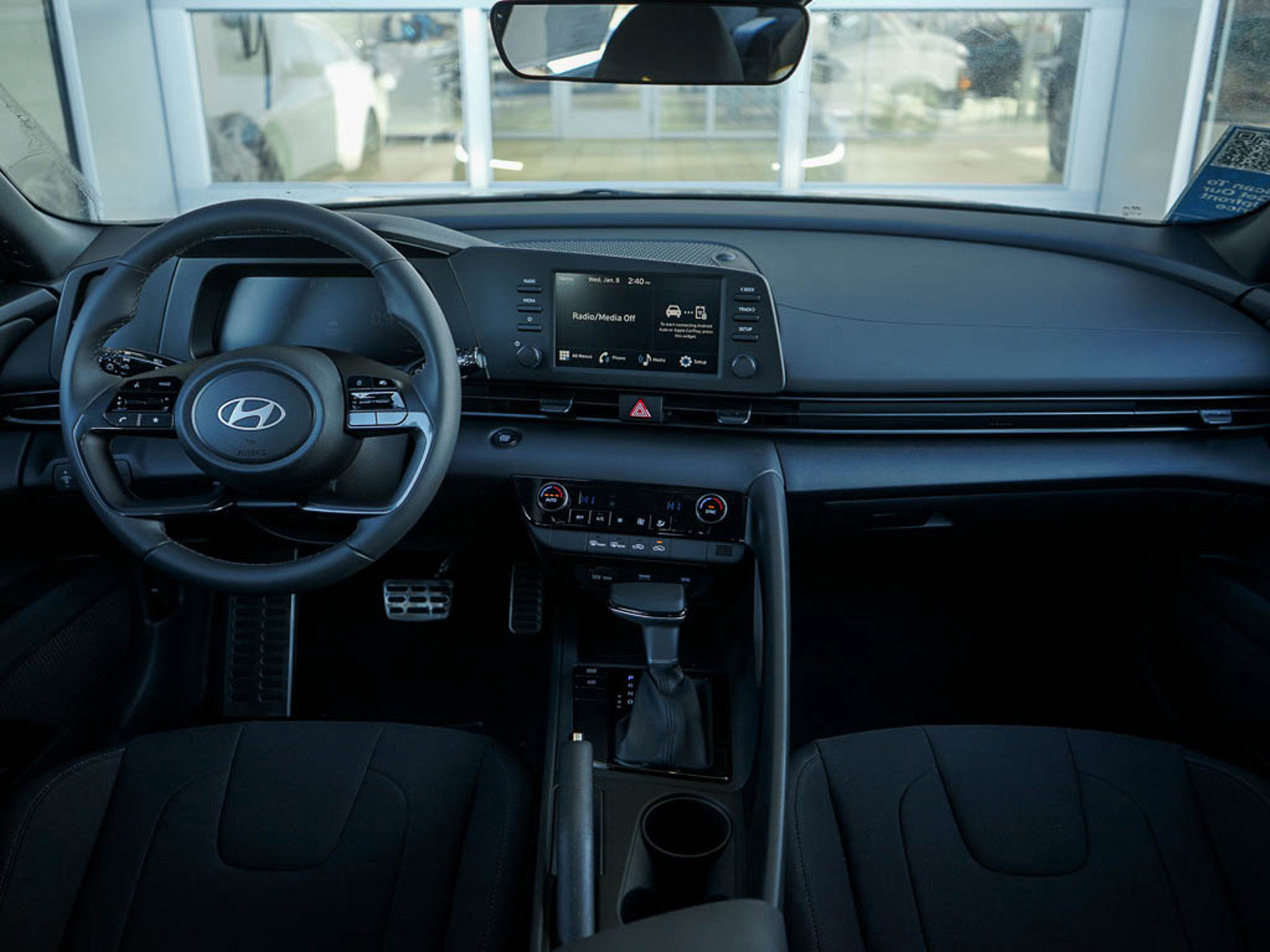 2025 Hyundai Elantra SEL Sport photo 10