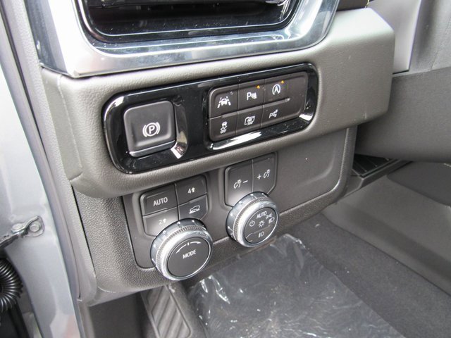 2025 Gmc Yukon photo 14