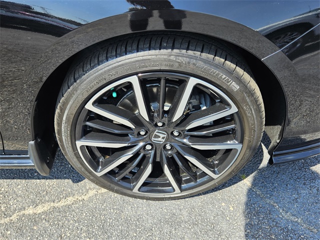 2023 Honda Accord Hybrid Touring photo 15