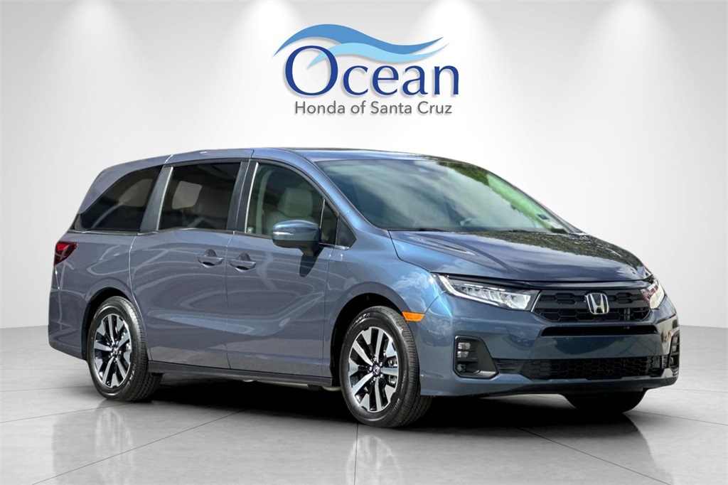 2026 Honda Odyssey EX-L photo 2