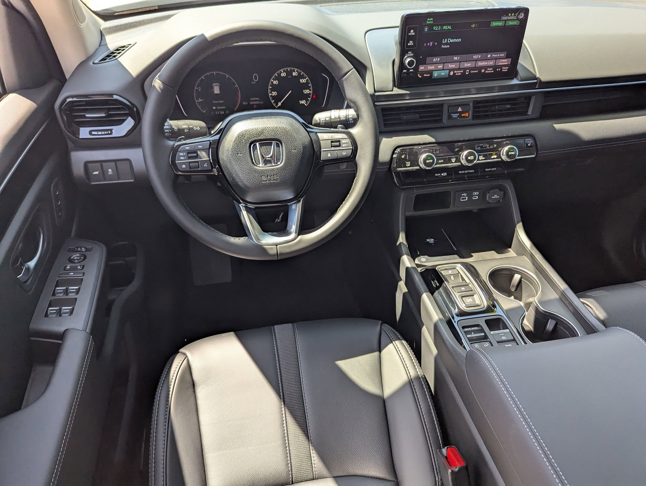 2025 Honda Pilot EX-L photo 17