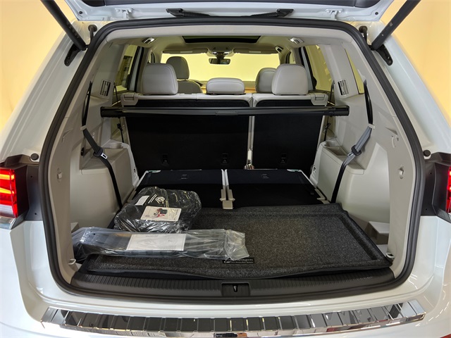 2026 Volkswagen Atlas SE Technology photo 5