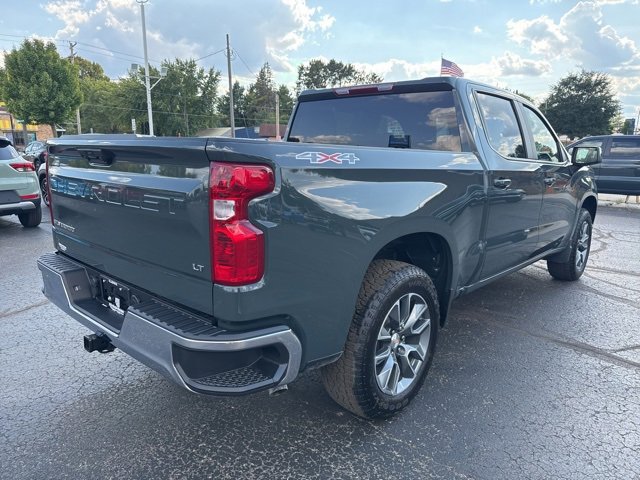 2026 Chevrolet Silverado 1500 LT photo 3