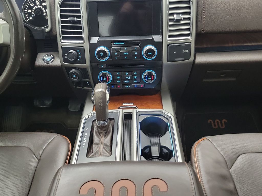 2016 Ford F-150 King Ranch photo 12