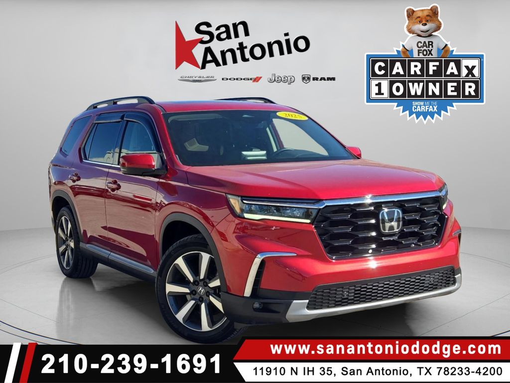 2025 Honda Pilot Touring's photo