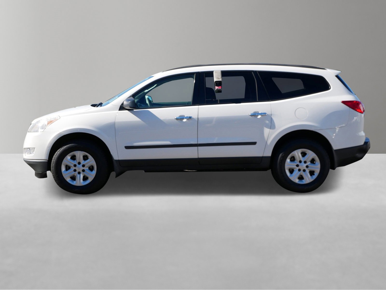 Used 2011 Chevrolet Traverse LS with VIN 1GNKREED7BJ158279 for sale in White Bear Lake, Minnesota